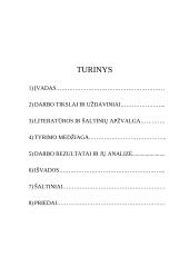 Moterys partizaniniame kare