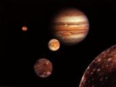 Jupiteris - didžiausia ir masyviausia Saulės šeimos planeta 19 puslapis