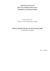 Verslo moters apranga ir aksesuarai darbe